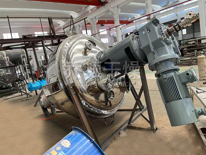 DSH锥形真空螺带干燥混合机